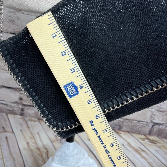 TARNISH Black Leather Flap Over Cross Body Bag With Removeable Chain Str… - Picture 8 of 12